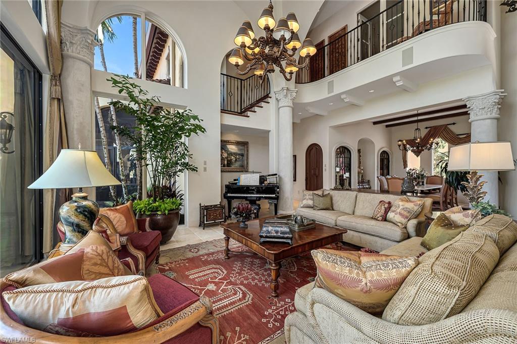 BELLO LAGO - Residential