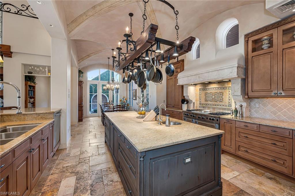 BELLO LAGO - Residential