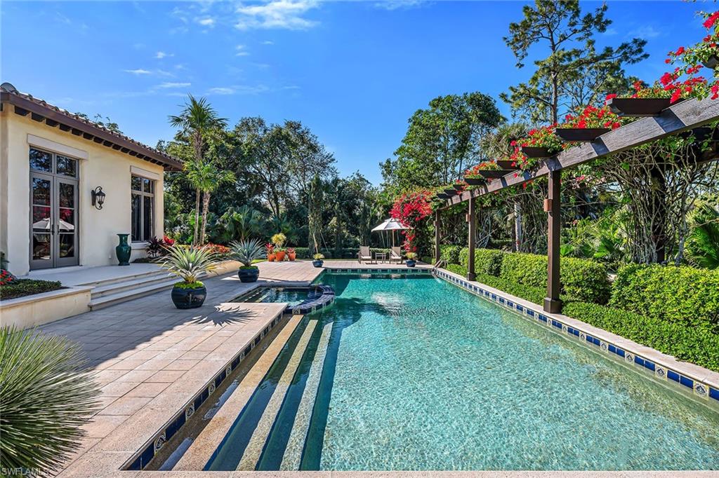 BELLO LAGO - Residential