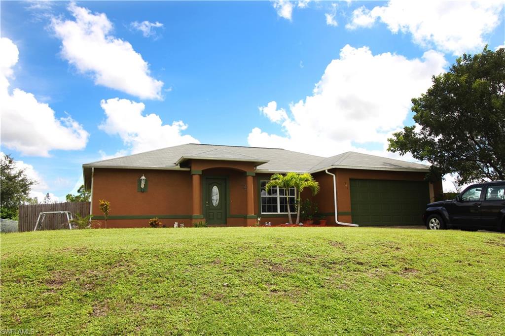 CAPE CORAL - Residential