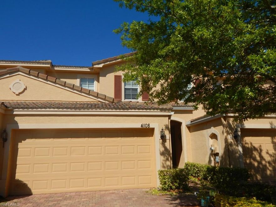 Outstanding Town Home in San Simeon! Move-in Ready! This is a 3 bedroom and 2.5 bath home with a full 2 car garage. Eat-in Kitchen features granite counter-tops, upgraded appliances and cabinets with tile flooring. Downstairs living and dining area features upgraded wood laminate flooring. The large master bedroom and bathroom features a jetted garden tub, separate shower, dual sinks and very spacious closets. All carpets recently cleaned and ready for new owners. This Town-home has numerous upgrades and is a must see!
San Simeon amenities include a resort-style pool, spa with hot tub, fitness room and play area for kids. San Simeon offers Low HOA fees and is close to everything including I75, beaches,Twins and Red Sox Stadiums, airport, shopping, golf courses, parks and walking and biking paths.