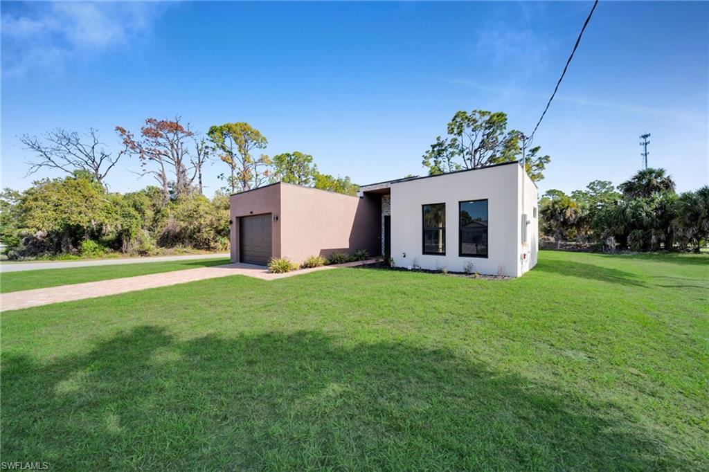 PORT CHARLOTTE - Residential