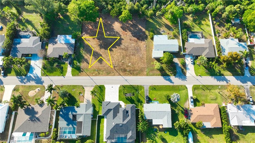 CAPE CORAL - Land
