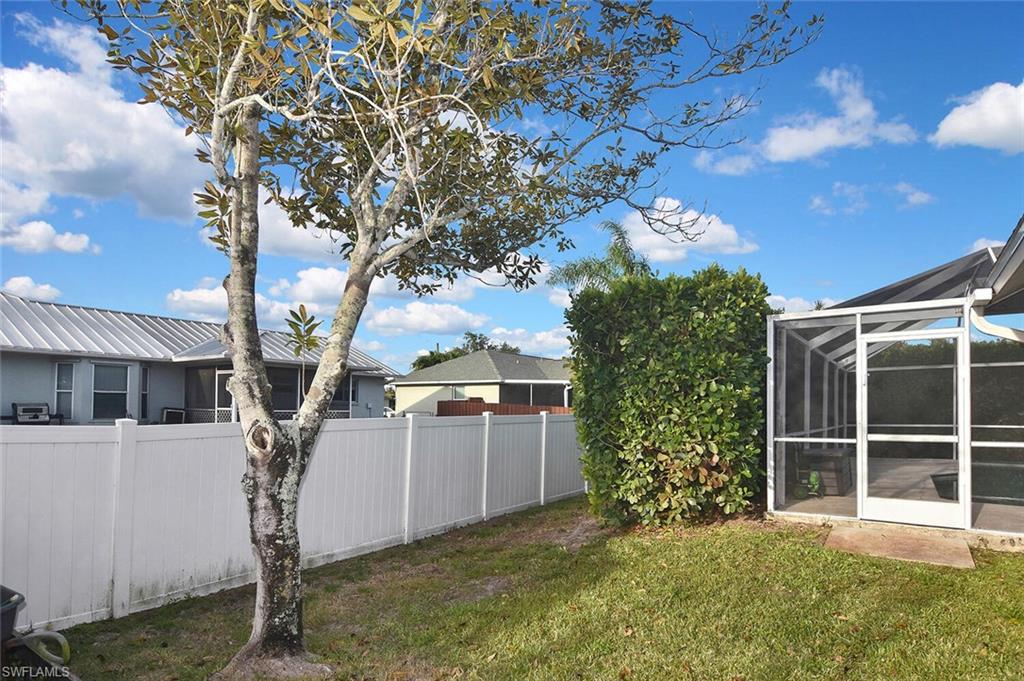 SAN CARLOS PARK - Residential