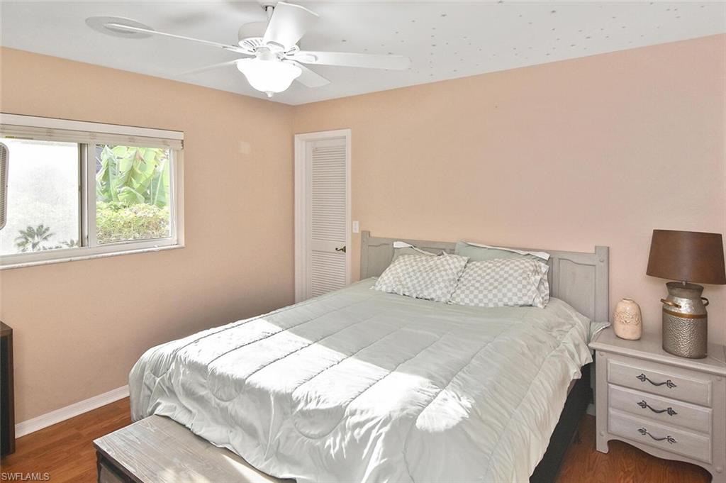 SAN CARLOS PARK - Residential