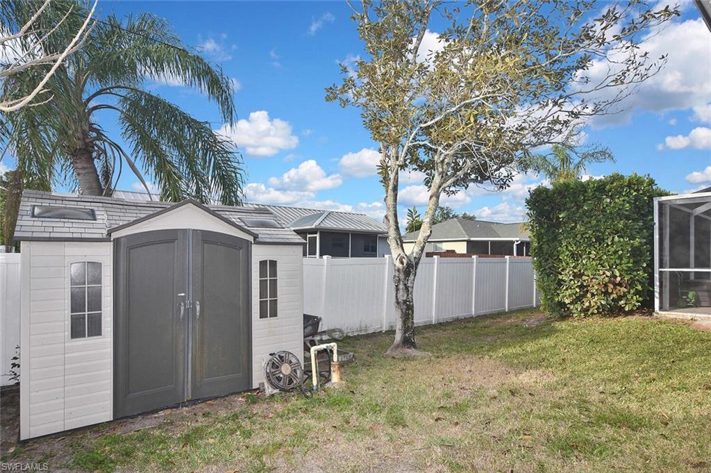 SAN CARLOS PARK - Residential