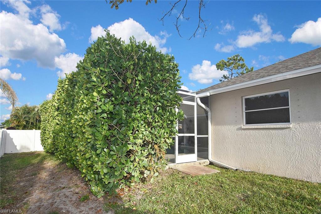 SAN CARLOS PARK - Residential