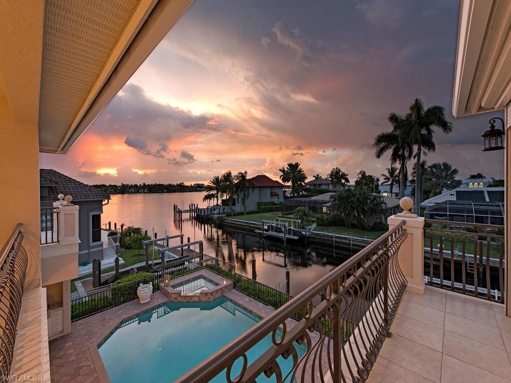 ROYAL HARBOR - Residential