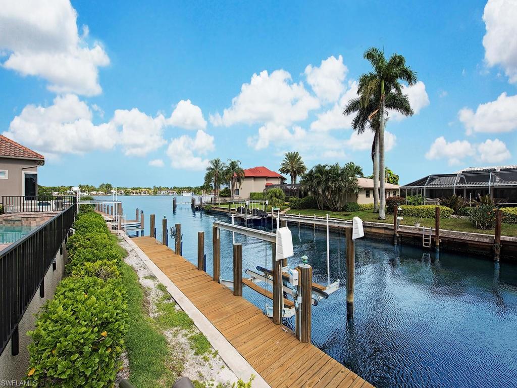 ROYAL HARBOR - Residential