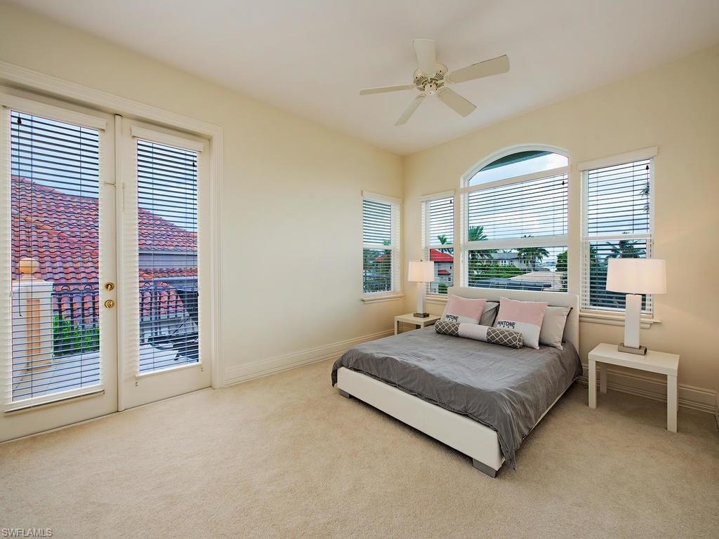 ROYAL HARBOR - Residential