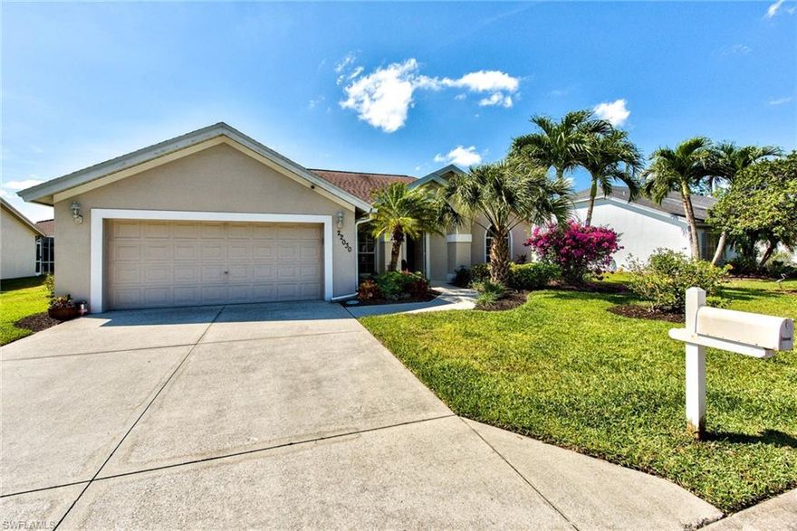 AVAILABLE JANUARY THROUGH APRIL 2026!!! This beautiful single family pool home offers 3 bedrooms and 2
bathrooms, is beautifully decorated and is located just minutes from Coconut Point. This house would be prefect for someone relocating down
to Southwest Florida