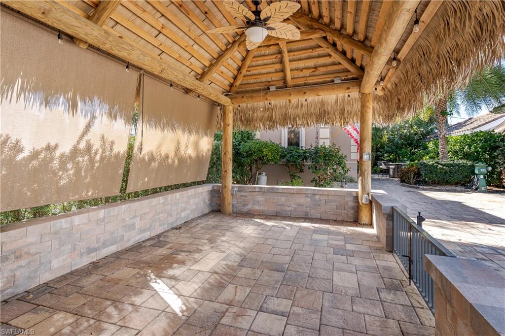 NAPLES MOTORCOACH RESORT - Land