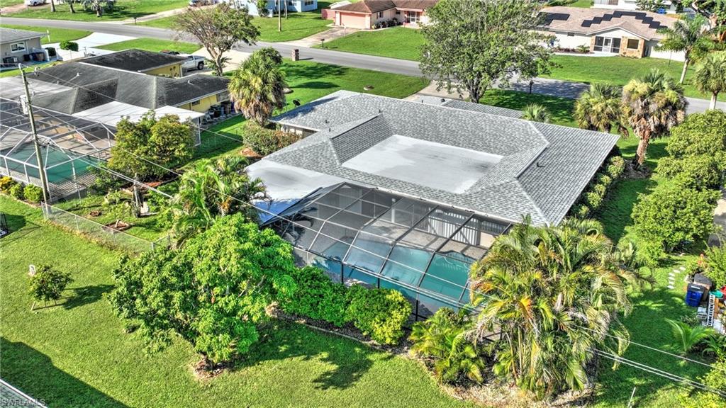 COUNTRY CLUB ESTATES - Residential