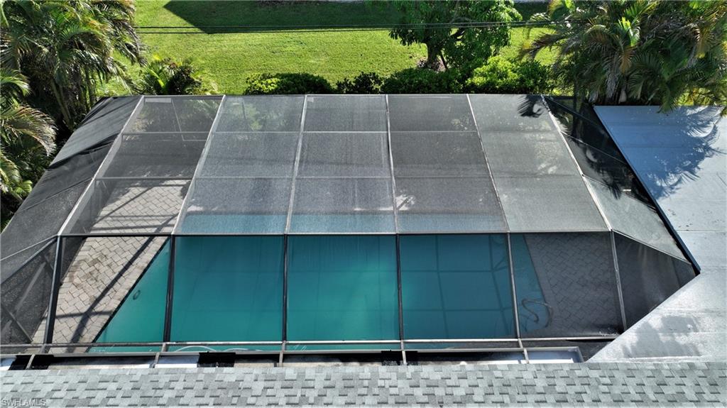 COUNTRY CLUB ESTATES - Residential