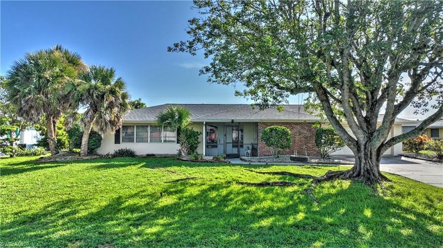 NEW ROOF!! Charming 4-bedroom, 3-bathroom home with a refreshing overside screened pool, salt system, boasting over 2,600 square feet of living area. Huge Family room. Split floor plan glass enclosed shower with digital muti heads, Jacuzzi tub. Accordino shutters, central vacuum and A/C is from 2020.
 Nestled in a picturesque and established neighborhood, this property offers a serene and inviting atmosphere.  An ideal opportunity to own a piece of paradise in a tranquil yet well-connected location."