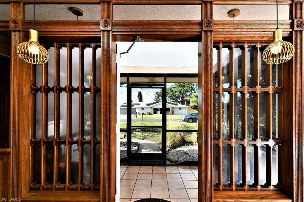 COUNTRY CLUB ESTATES - Residential