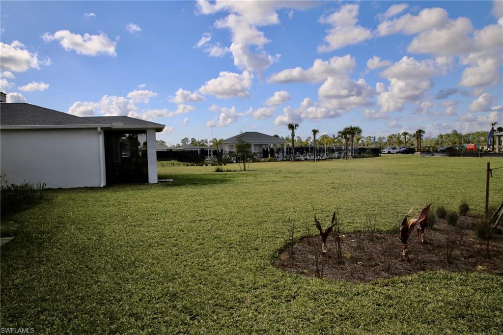 CRESCENT LAKES - Residential