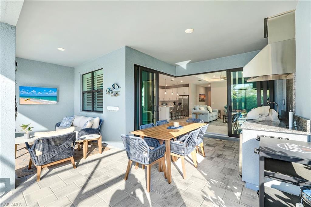 MANATEE COVE - Residential