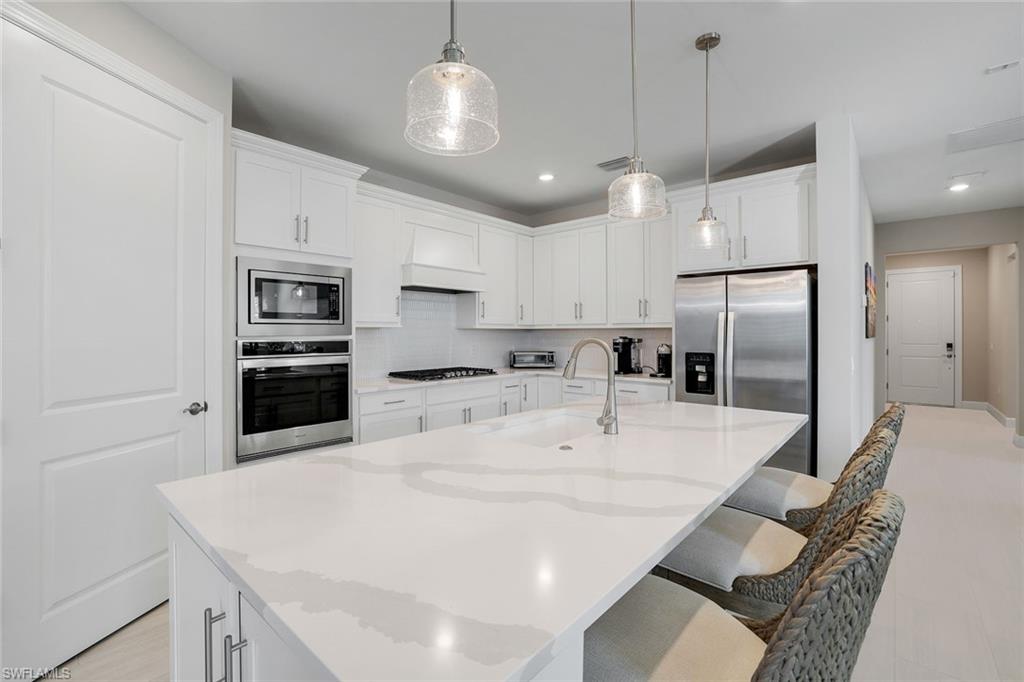 MANATEE COVE - Residential