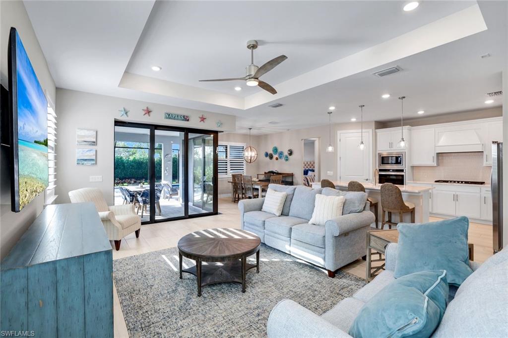 MANATEE COVE - Residential