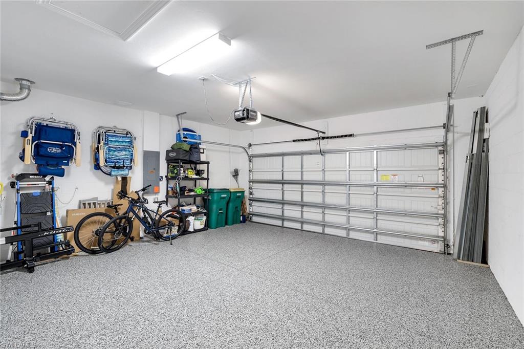 MANATEE COVE - Residential