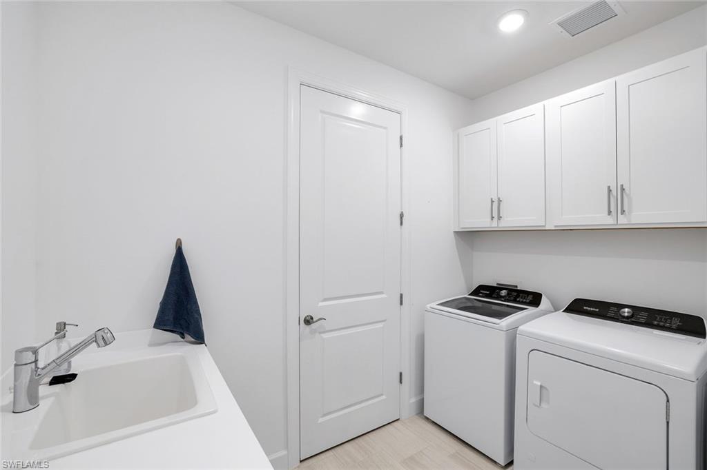 MANATEE COVE - Residential