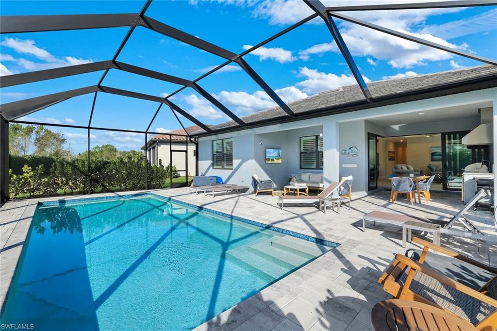 MANATEE COVE - Residential