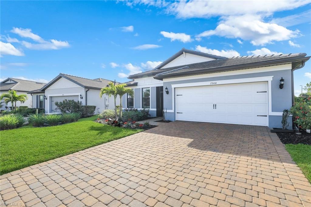 MANATEE COVE - Residential