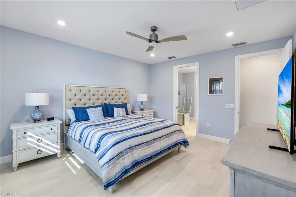 MANATEE COVE - Residential