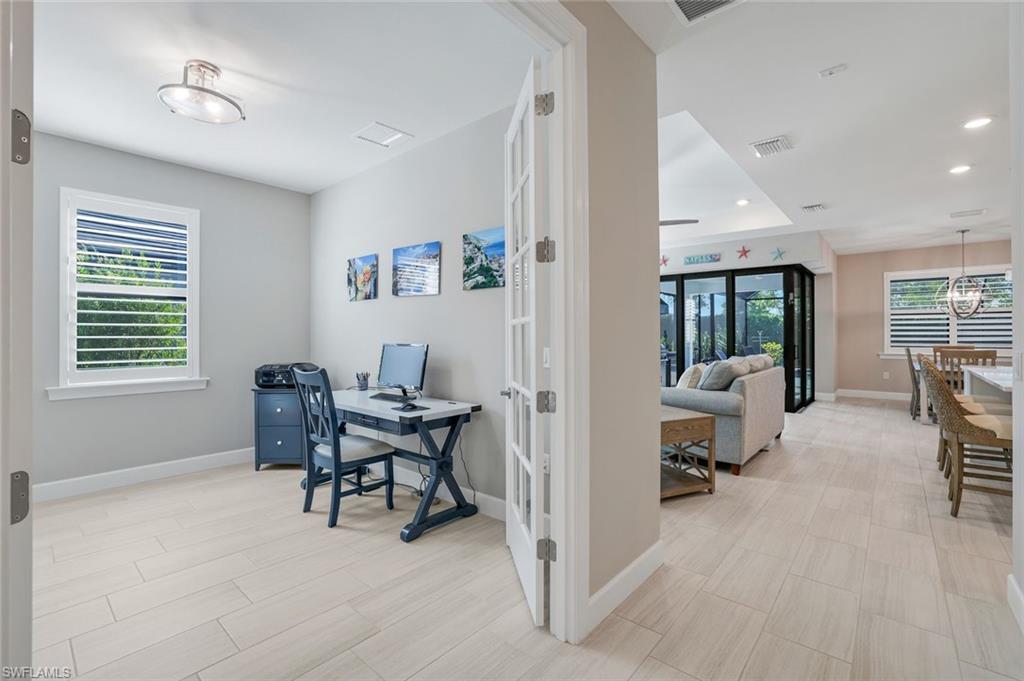 MANATEE COVE - Residential