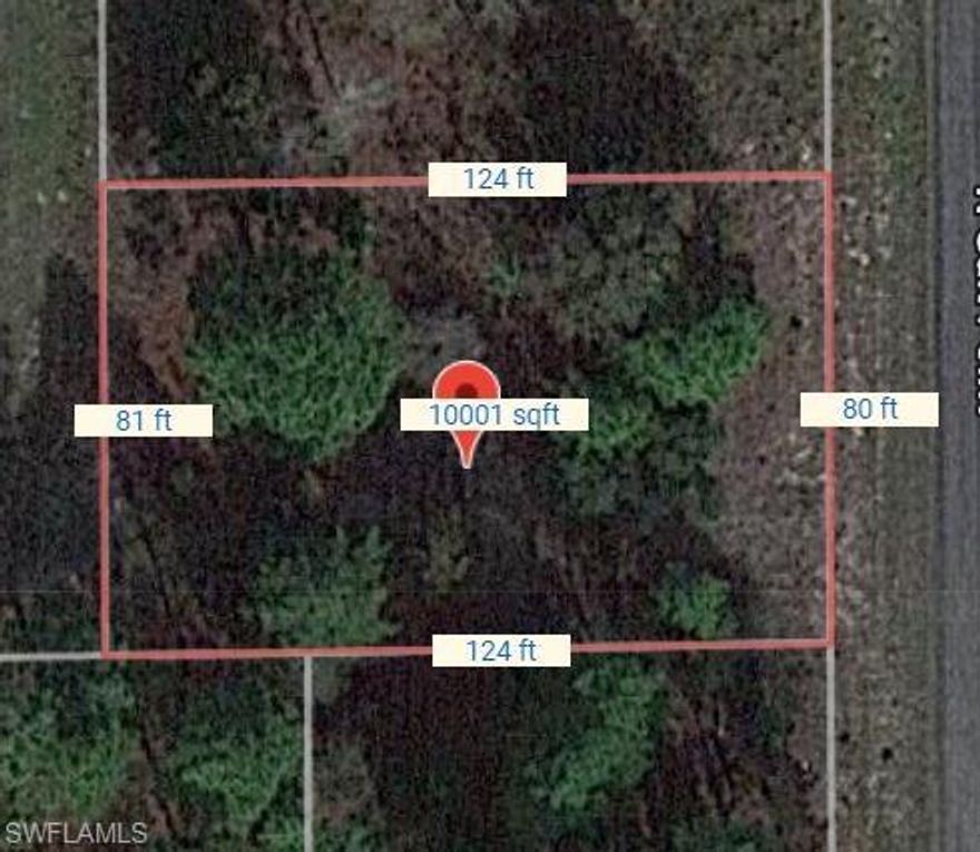 Great lot where you can build your dream Home-Sweet-Home with 80' of frontage and 124' deep.  Located in Citrus County.  Enjoy a day trips at the Rainbow River with trails and nearby restaurants in Dunnellon and Crystal River.  Needs septic brought to lot.