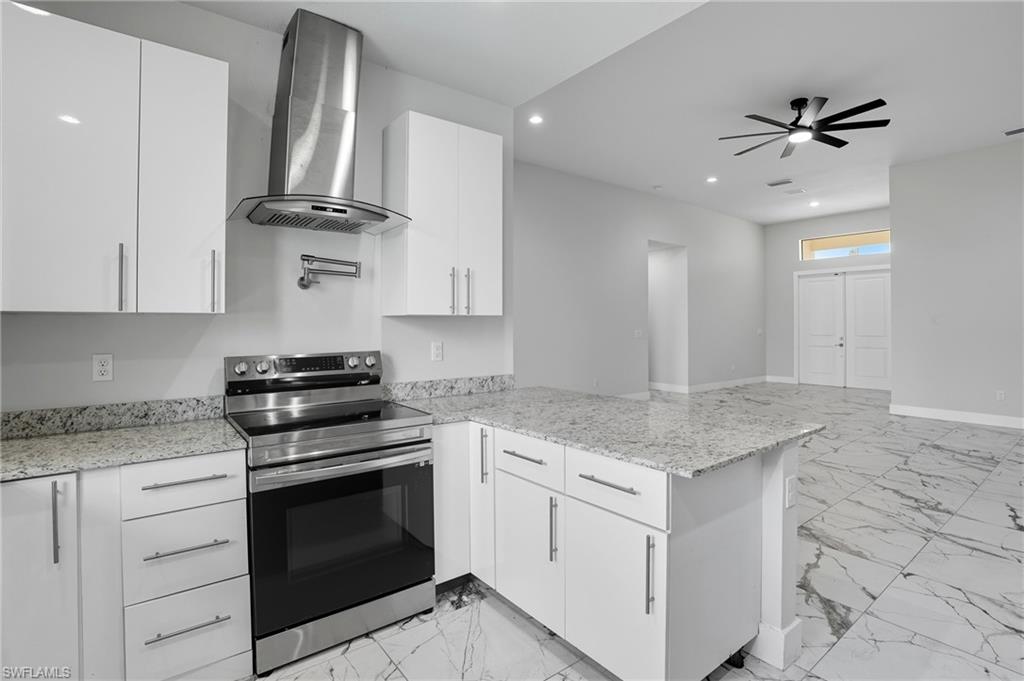 CAPE CORAL - Residential Lease