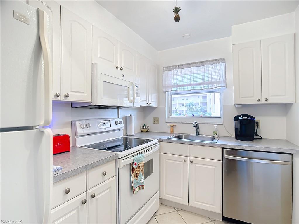 TURTLE LAKE GOLF COLONY - Residential Lease