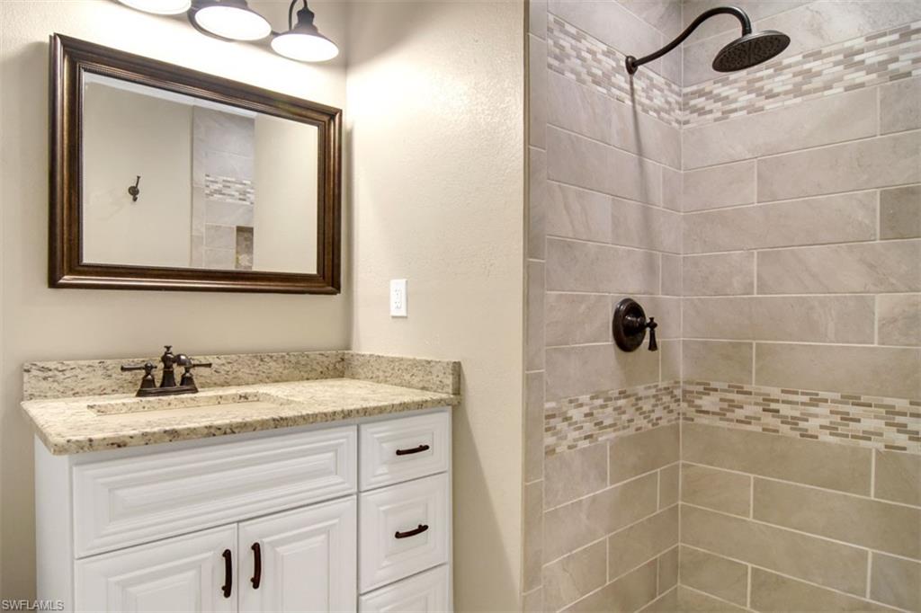 FORT MYERS SHORES - Residential