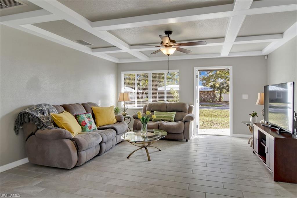 FORT MYERS SHORES - Residential