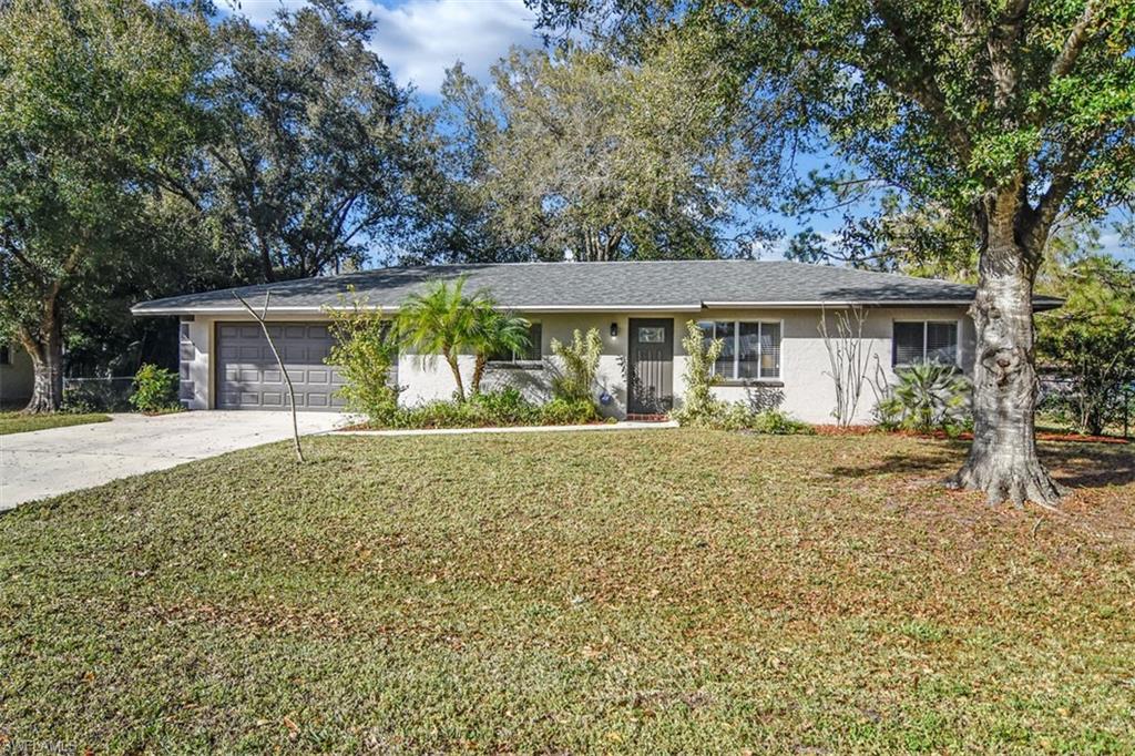 FORT MYERS SHORES - Residential