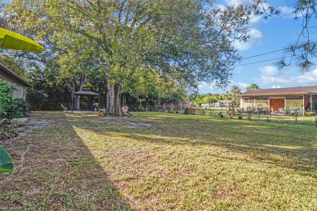 FORT MYERS SHORES - Residential