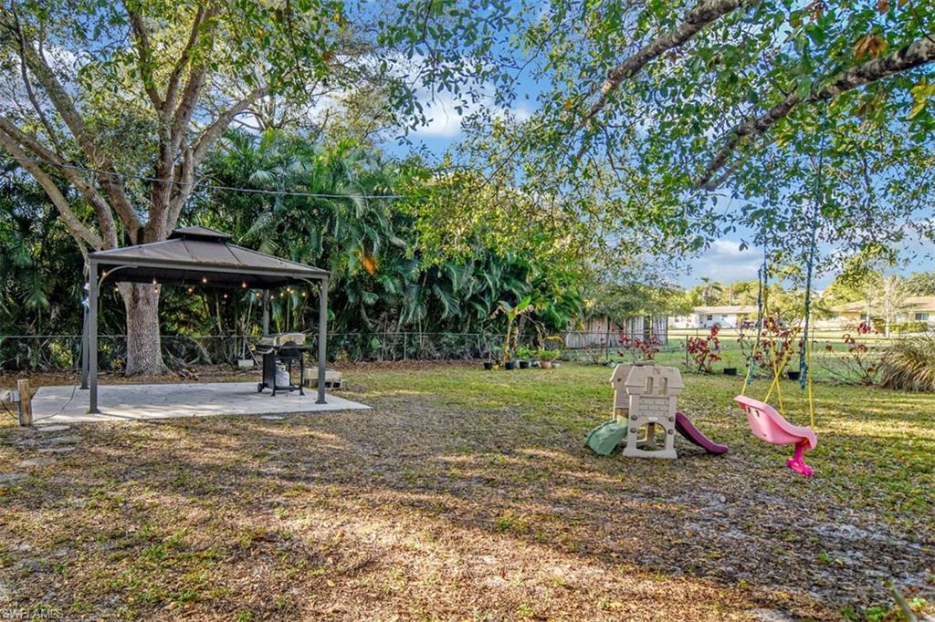 FORT MYERS SHORES - Residential