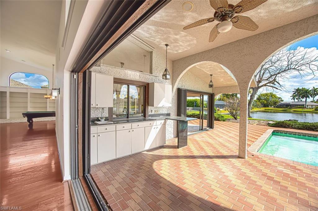 TOWN AND RIVER - Residential