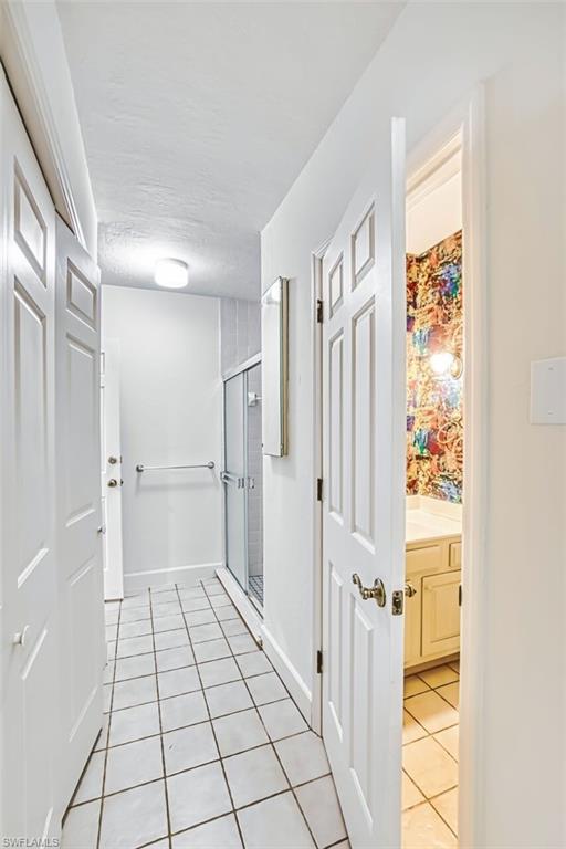 TOWN AND RIVER - Residential