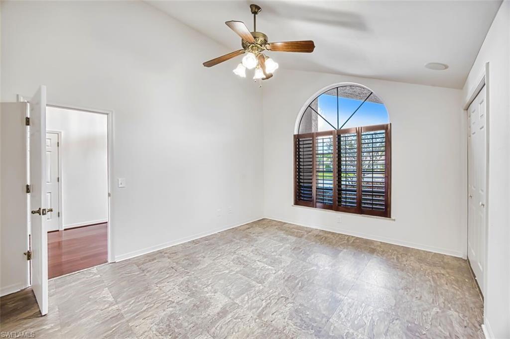 TOWN AND RIVER - Residential