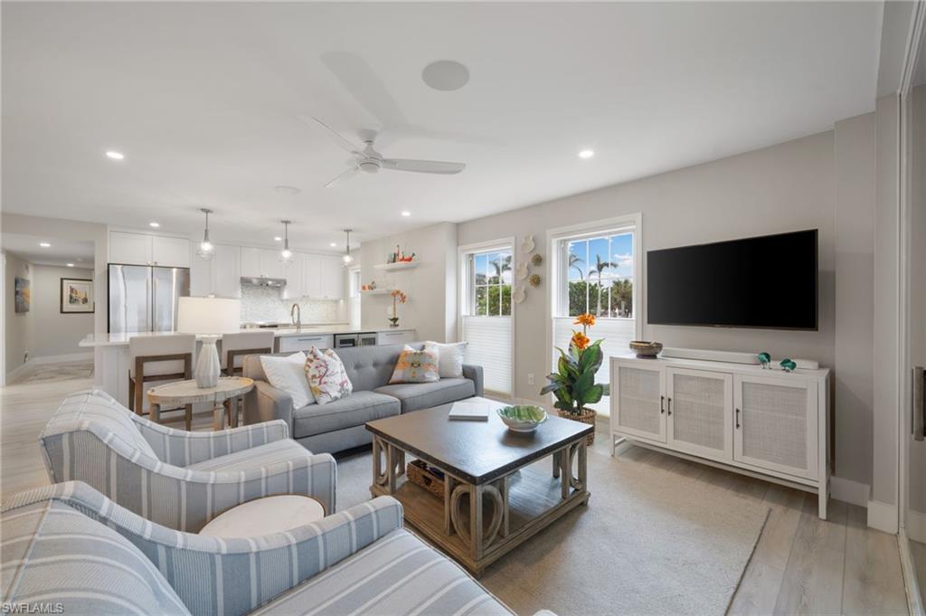 3483 Gulf Shore BLVD N 106