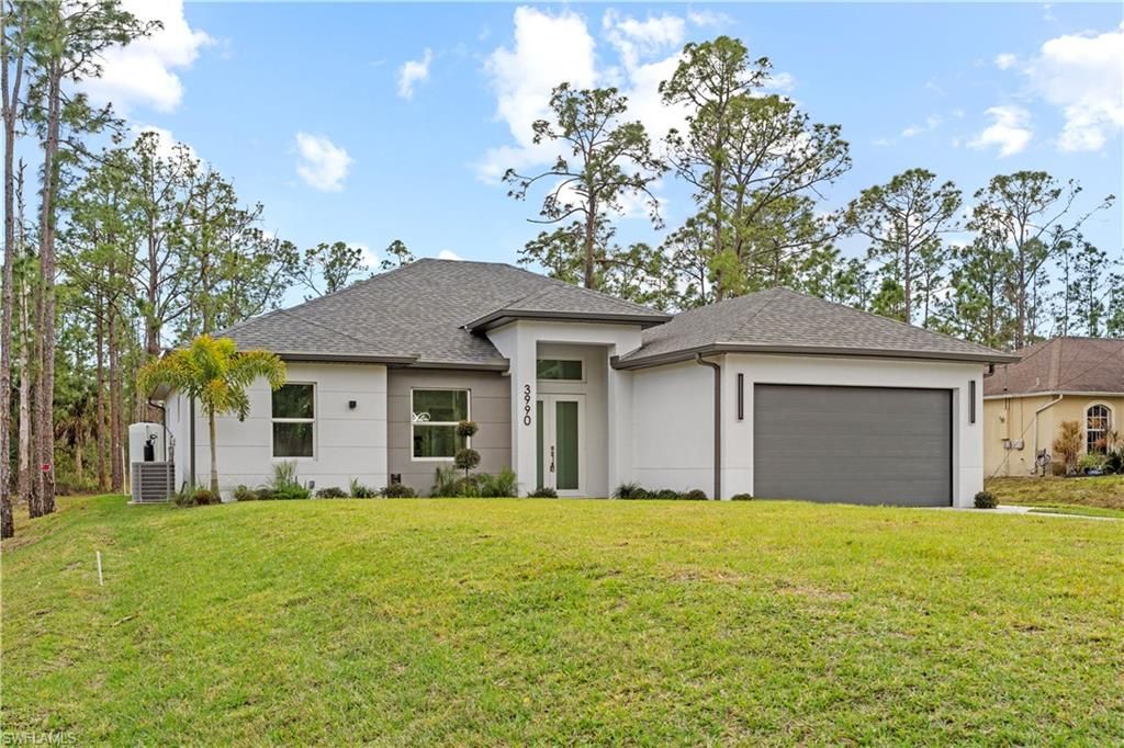 Photo of 3990 27th AVE NE, NAPLES, FL 34120 (MLS # 226005673)