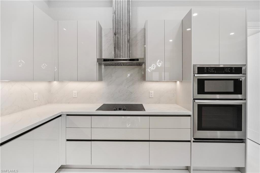 GOLDEN GATE ESTATES - Residential