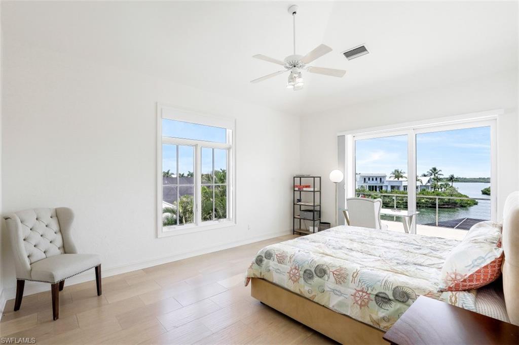 SOUTHPORT ON THE BAY - Residential