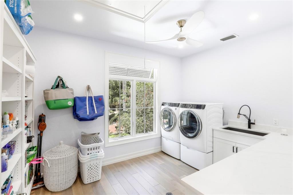 SOUTHPORT ON THE BAY - Residential