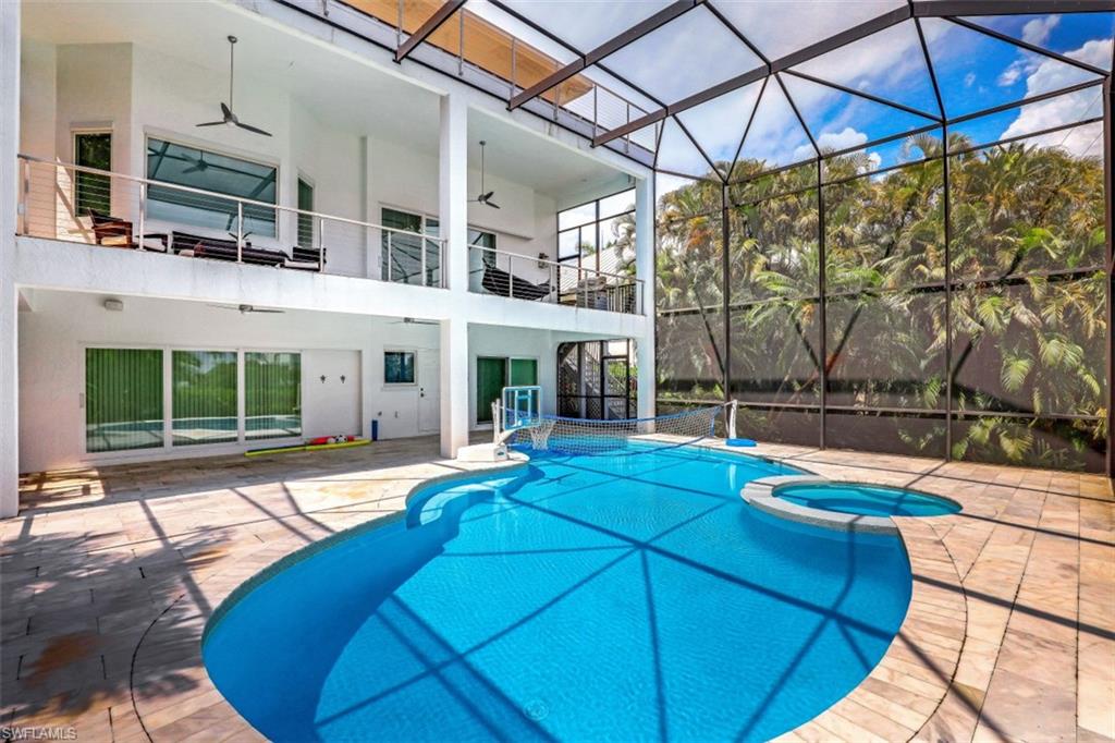 SOUTHPORT ON THE BAY - Residential