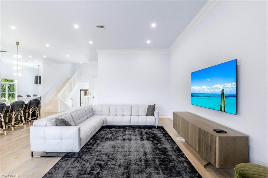 SOUTHPORT ON THE BAY - Residential