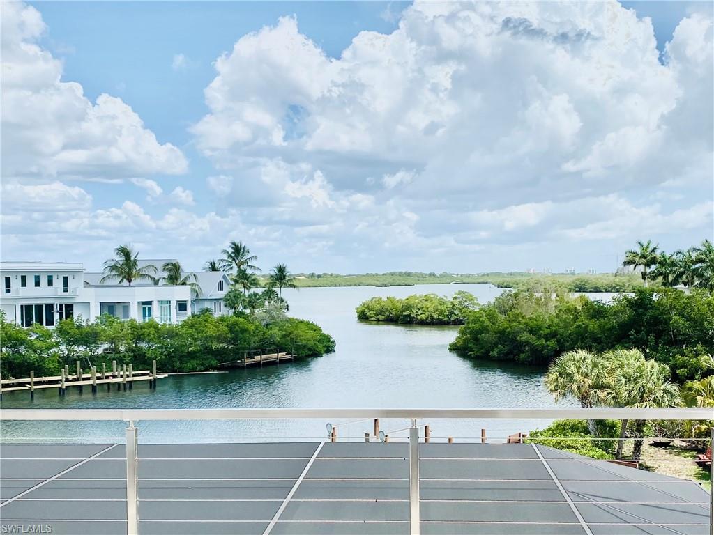 SOUTHPORT ON THE BAY - Residential