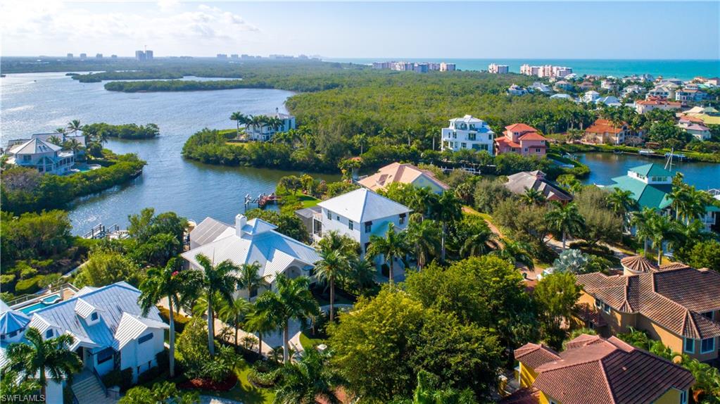 SOUTHPORT ON THE BAY - Residential